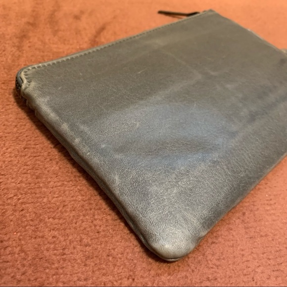 Matt & Nat | Wristlet Clutch Purse - Picture 13 of 15